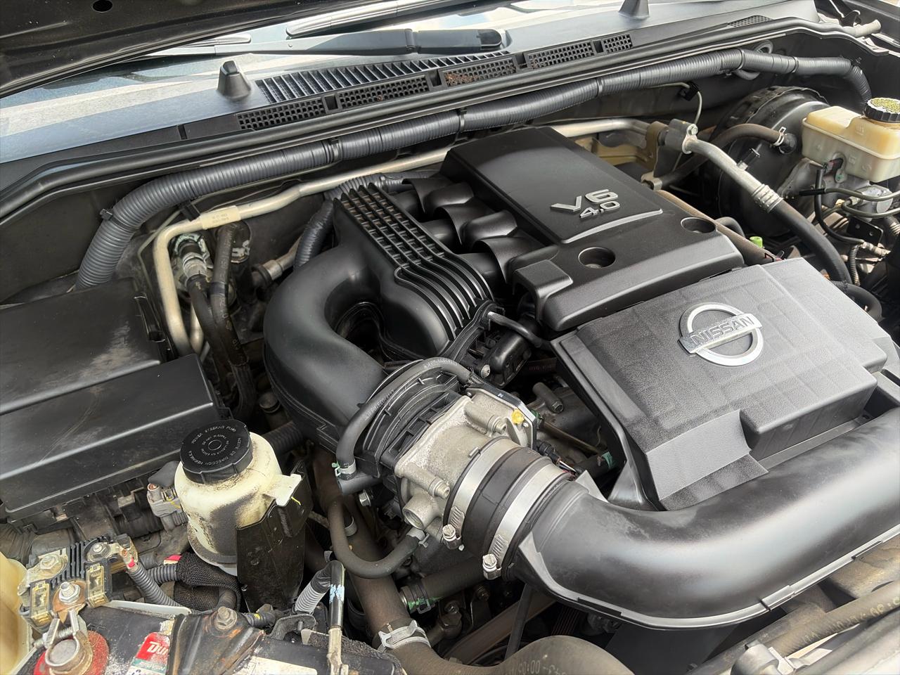 Nissan Frontier PRO-4X Crew Cab 4WD 2014