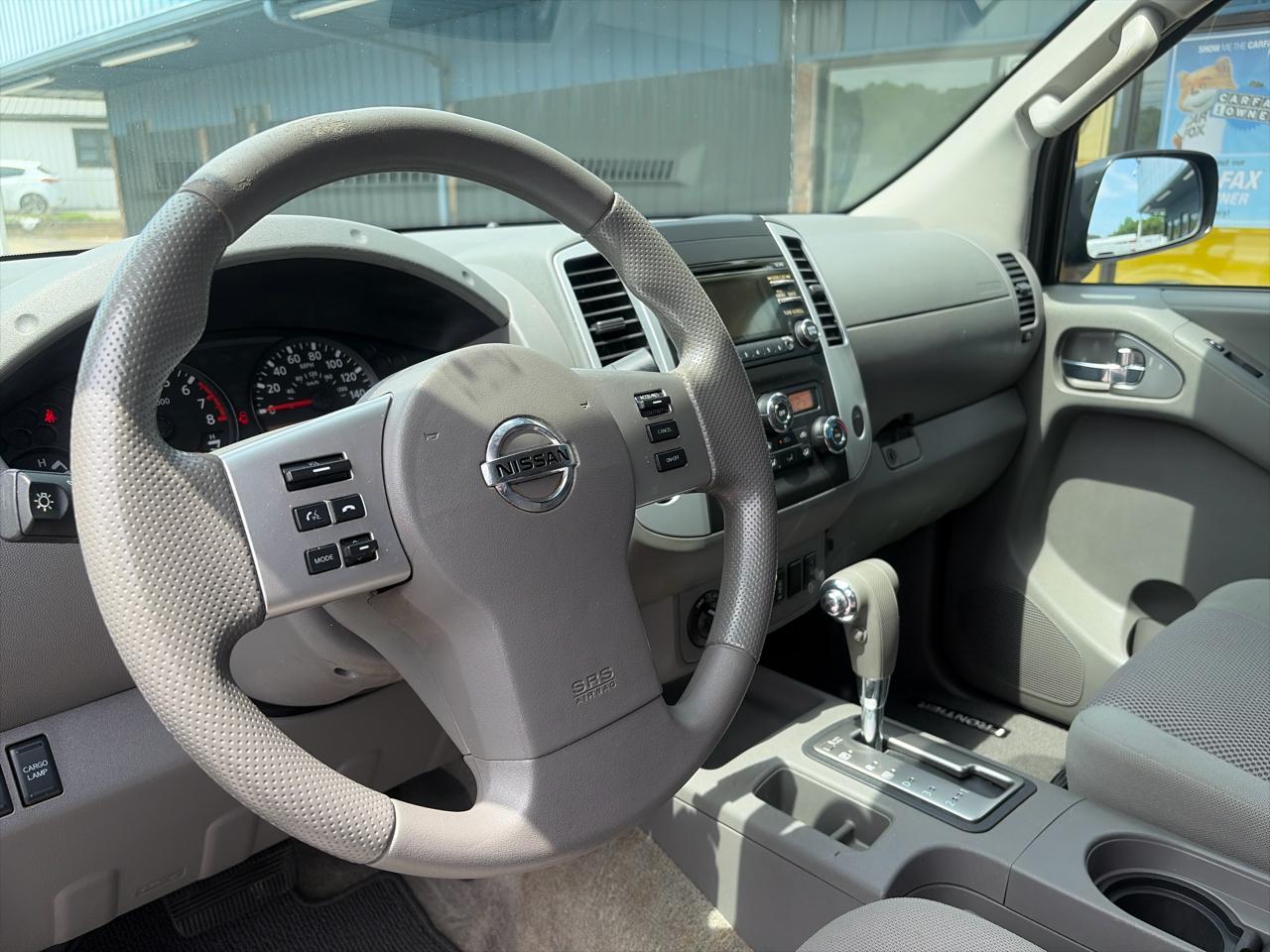Nissan Frontier PRO-4X Crew Cab 4WD 2014