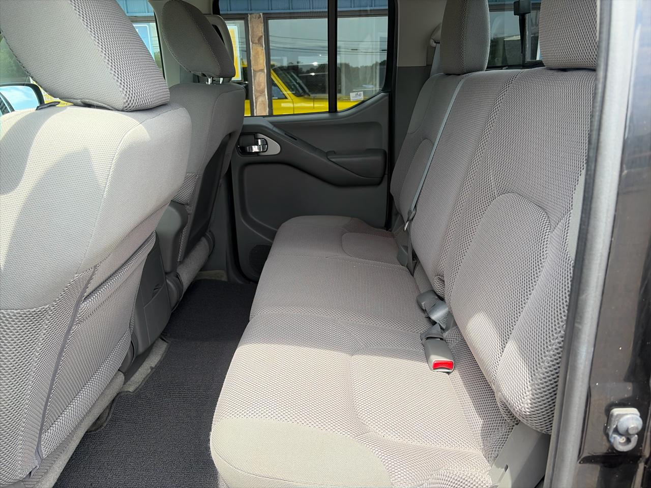 Nissan Frontier PRO-4X Crew Cab 4WD 2014
