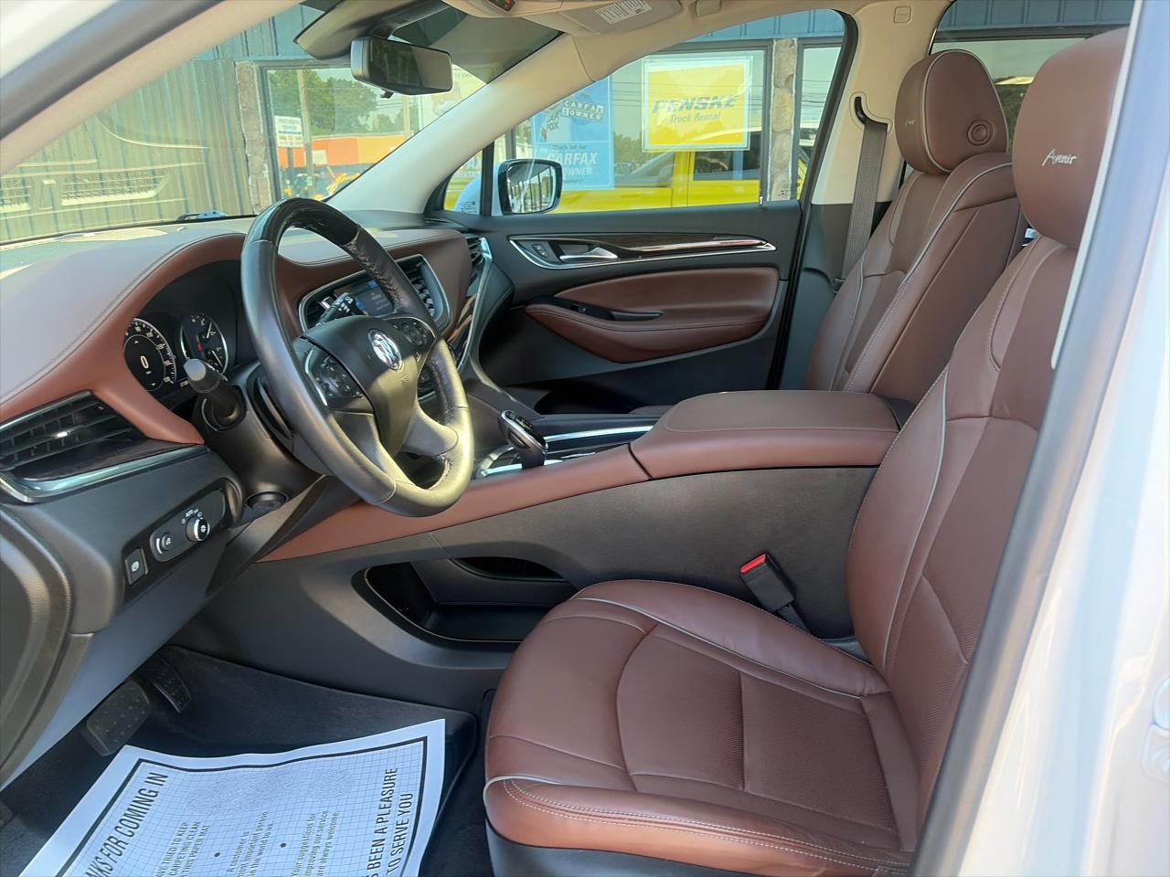 Buick Enclave Avenir AWD 2021