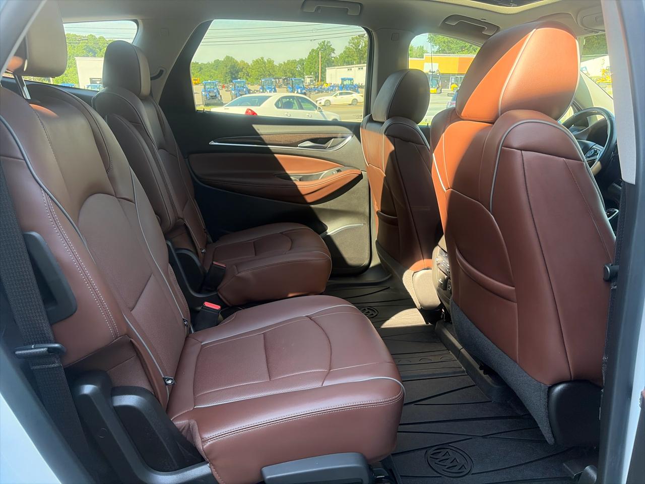 Buick Enclave Avenir AWD 2021