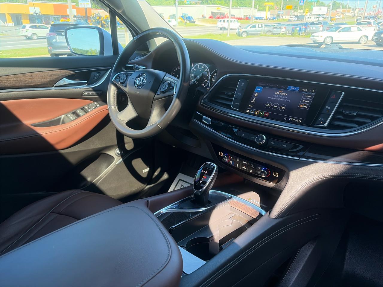 Buick Enclave Avenir AWD 2021