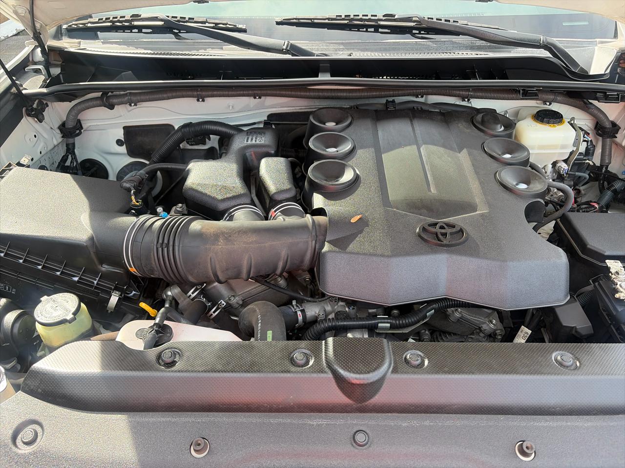 Toyota 4Runner 4WD 4dr V6 Limited (Natl) 2014