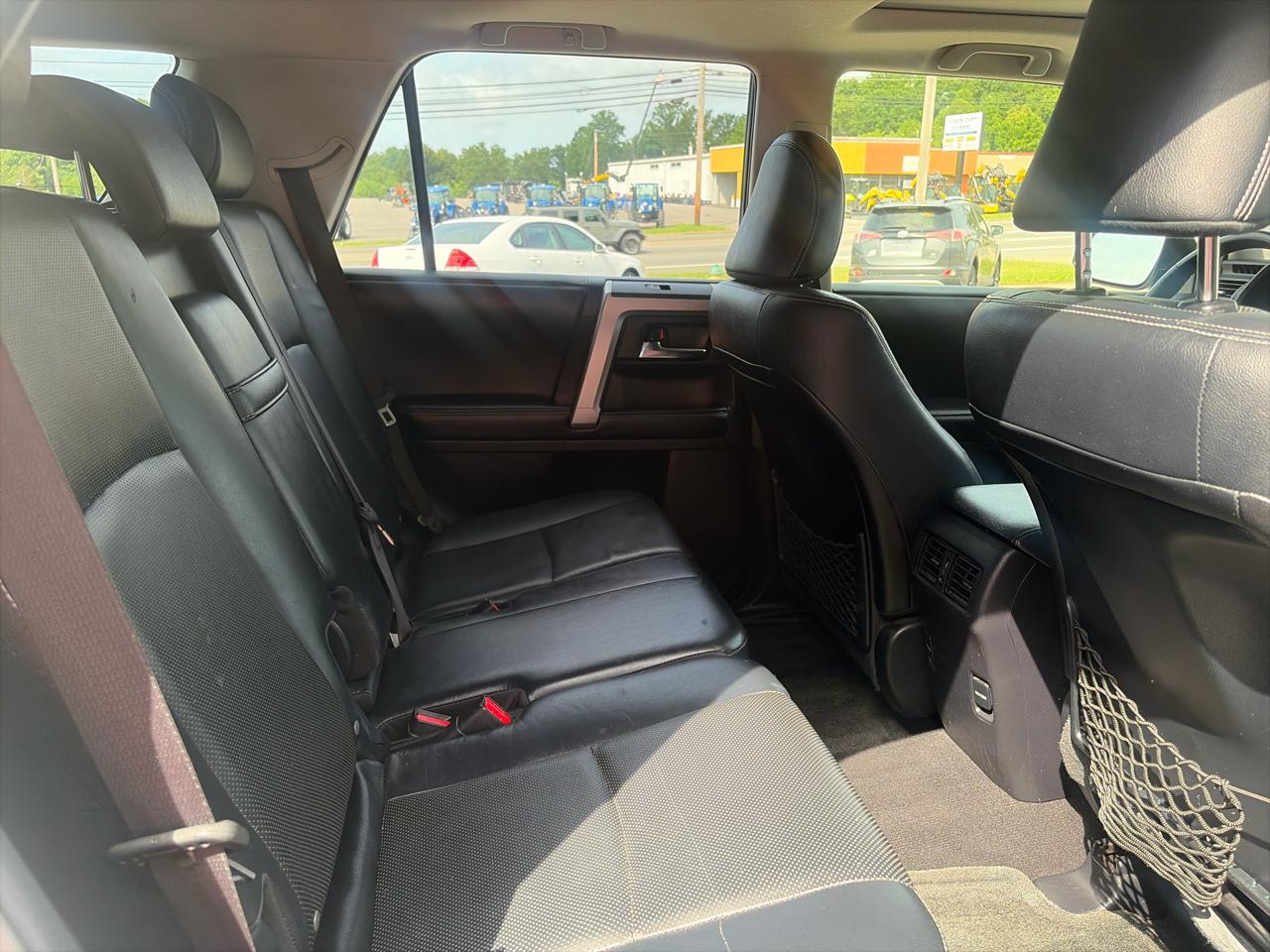 Toyota 4Runner 4WD 4dr V6 Limited (Natl) 2014