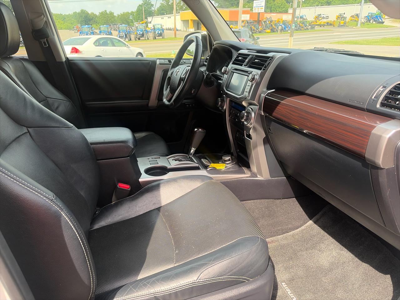 Toyota 4Runner 4WD 4dr V6 Limited (Natl) 2014
