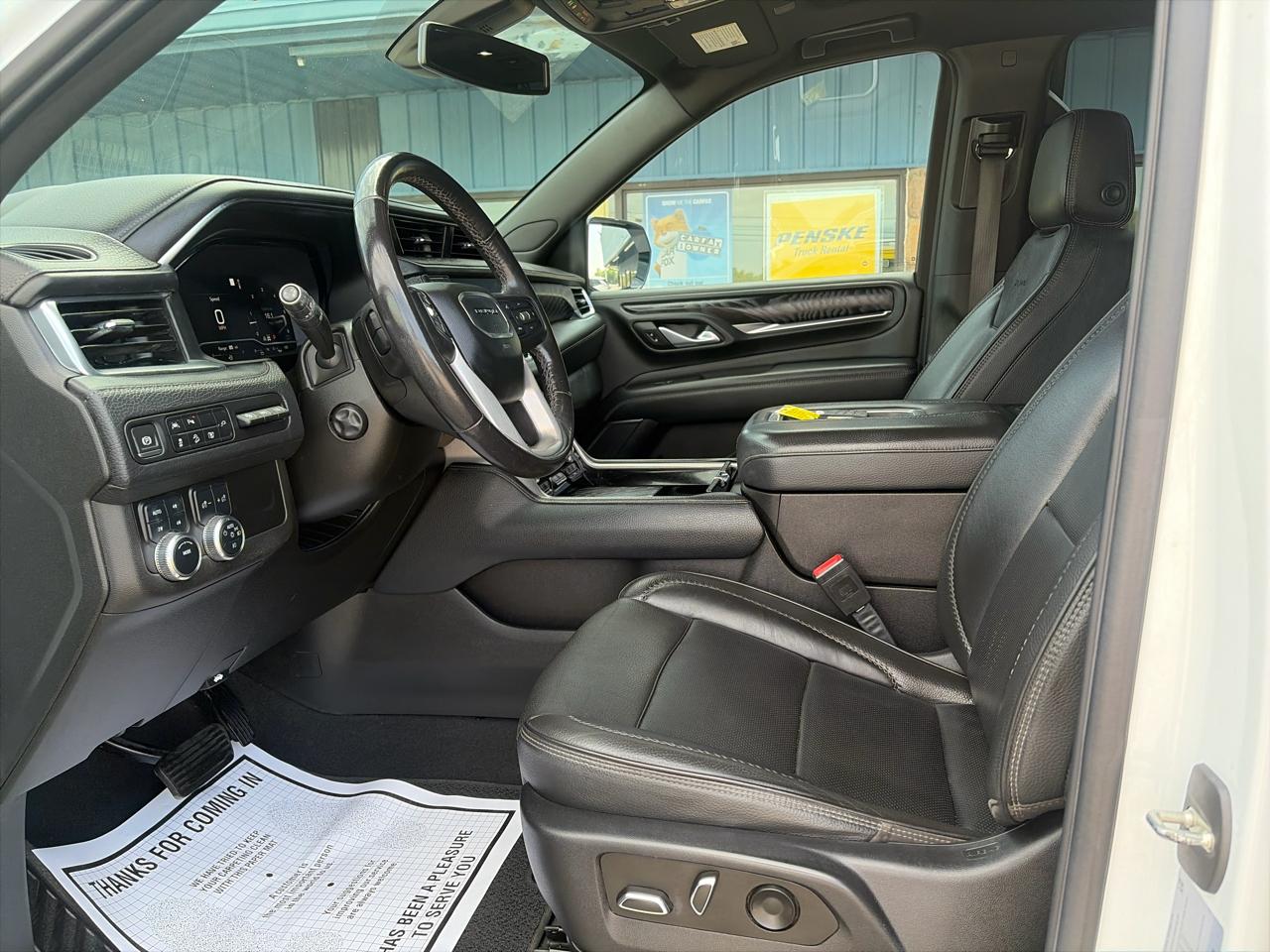 GMC Yukon Denali 4WD 2022