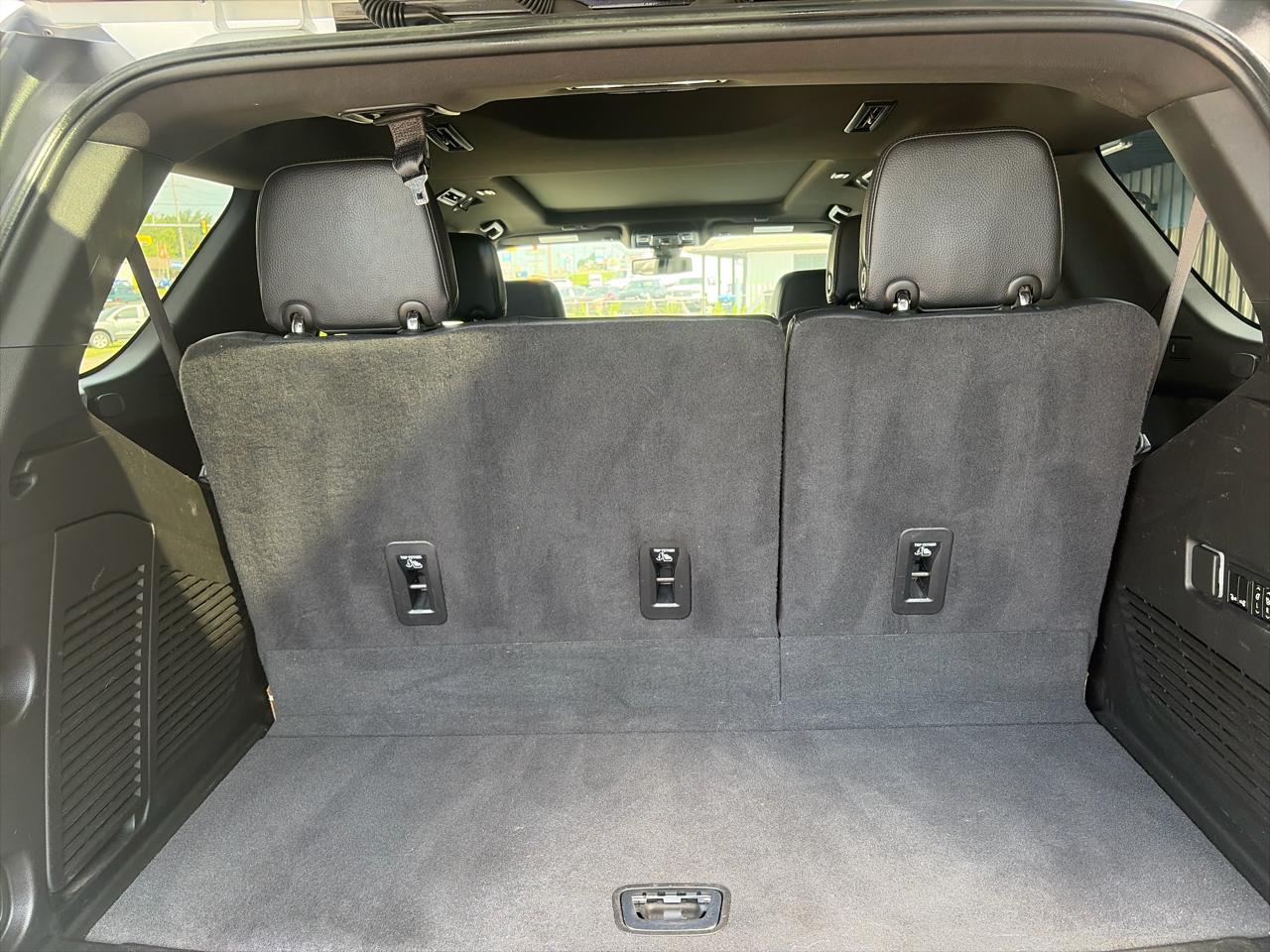 GMC Yukon Denali 4WD 2022