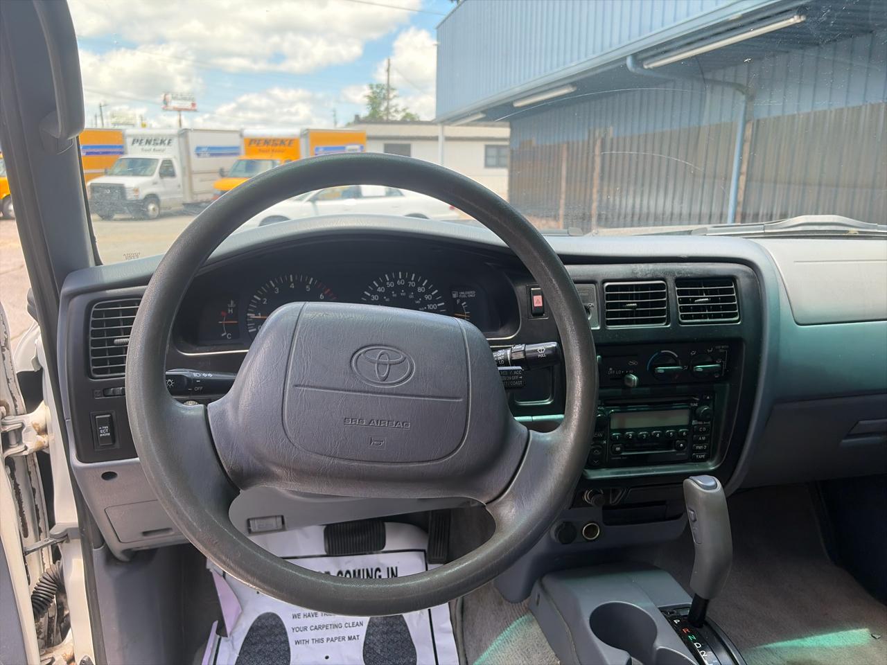 Toyota Tacoma PreRunner Xtracab V6 2WD 2000