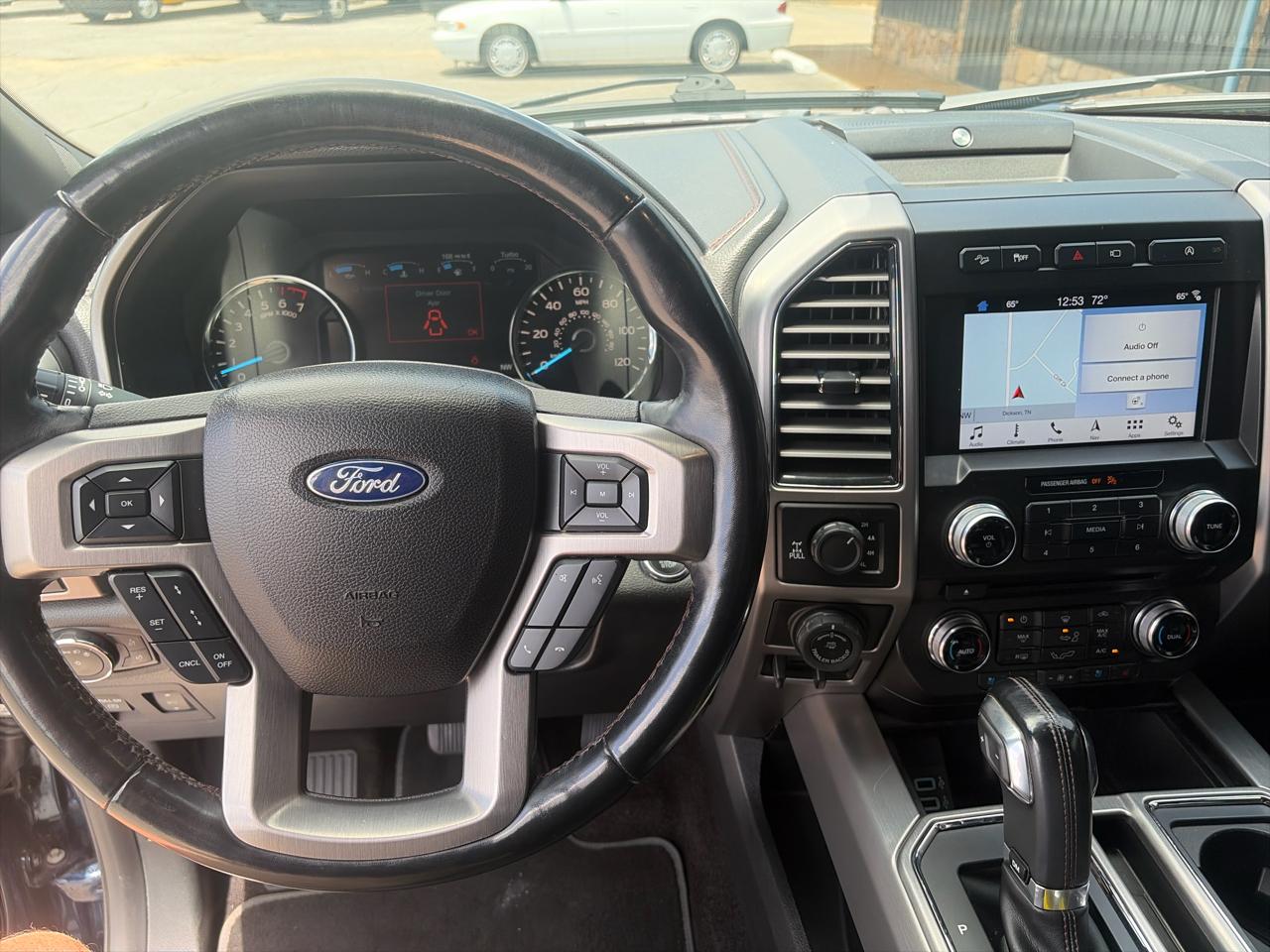 Ford F-150 4WD SuperCrew 145" Platinum 2018