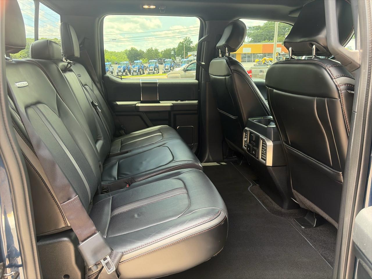 Ford F-150 4WD SuperCrew 145" Platinum 2018
