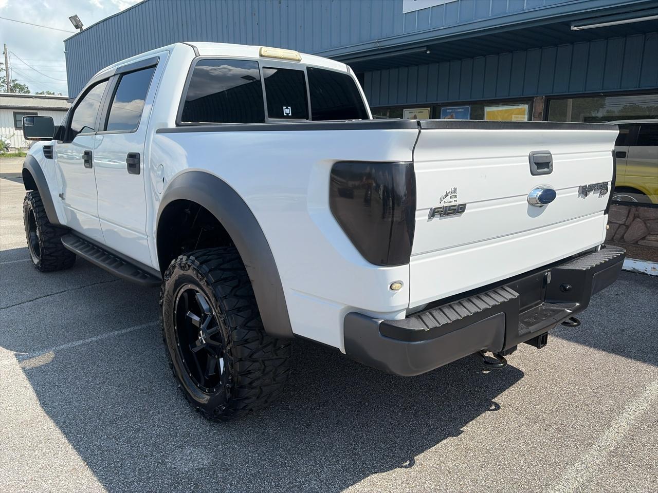 Ford F-150 4WD SuperCrew 145" SVT Raptor 2011