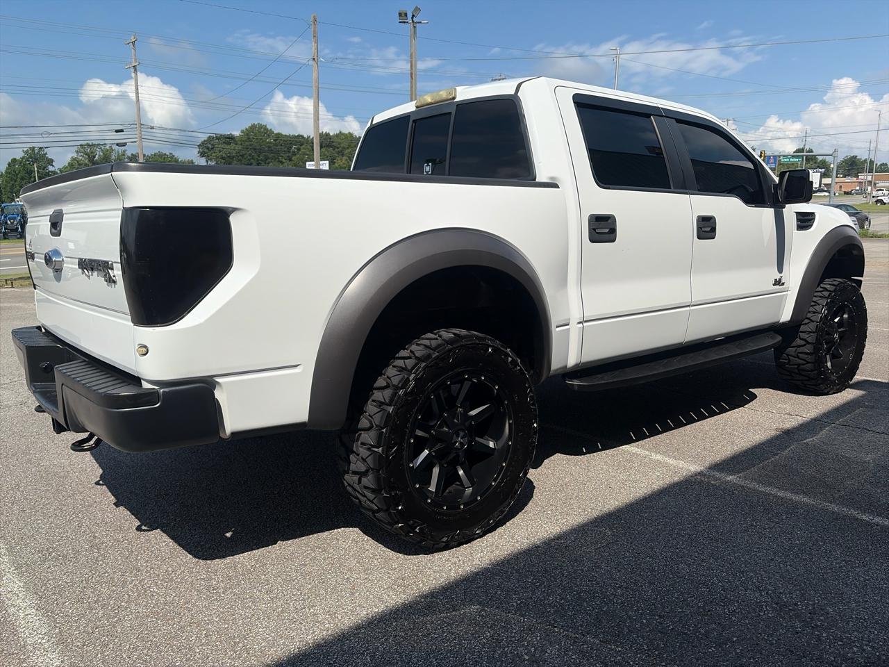 Ford F-150 4WD SuperCrew 145" SVT Raptor 2011