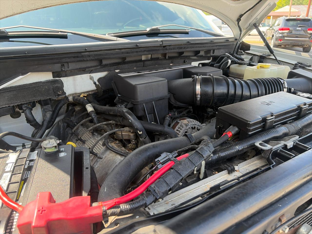 Ford F-150 4WD SuperCrew 145" SVT Raptor 2011
