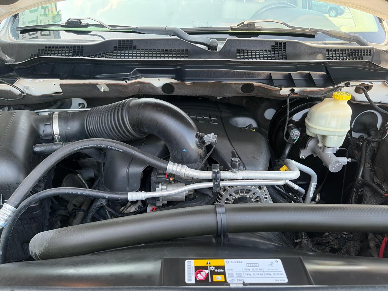 RAM 1500 Laramie Crew Cab SWB 4WD 2014