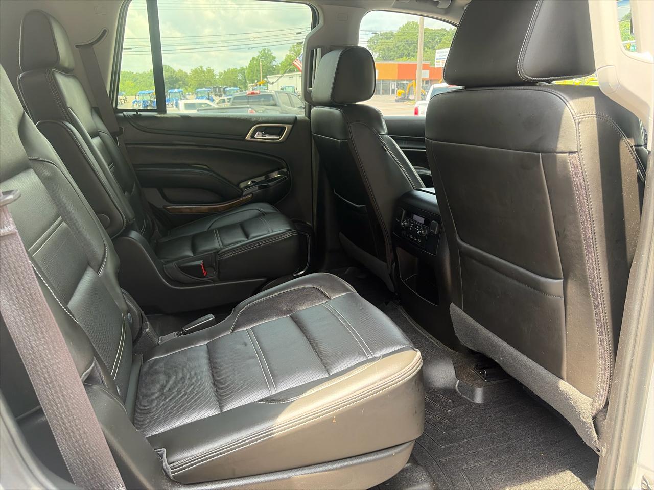 GMC Yukon Denali 4WD 2017