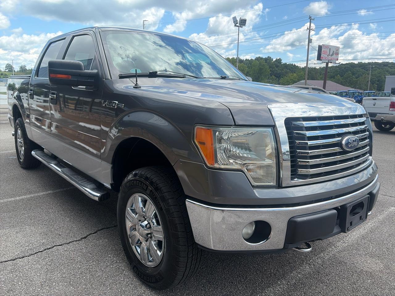 Ford F-150 4WD SuperCrew 139" XLT 2011