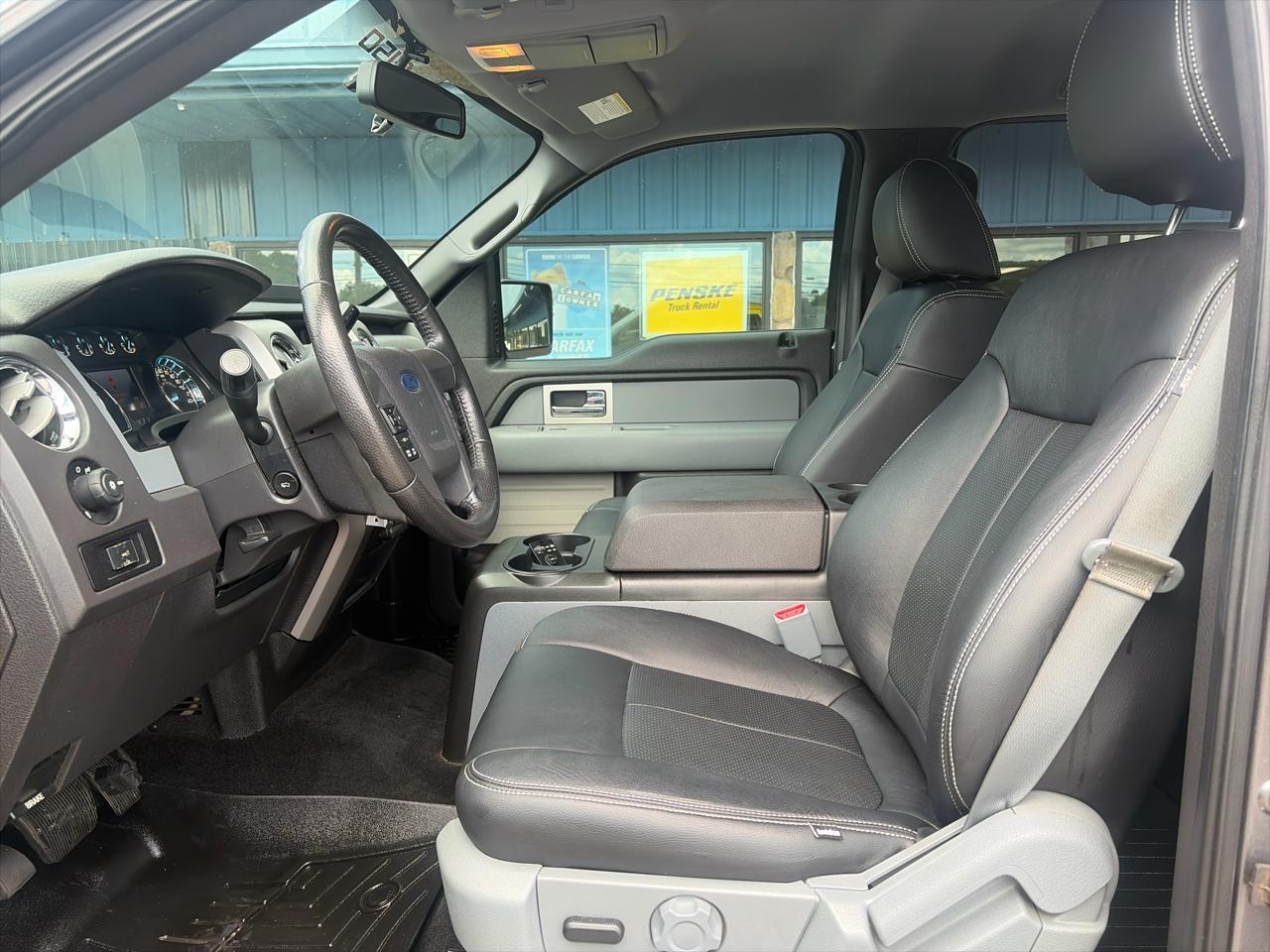 Ford F-150 4WD SuperCrew 139" XLT 2011