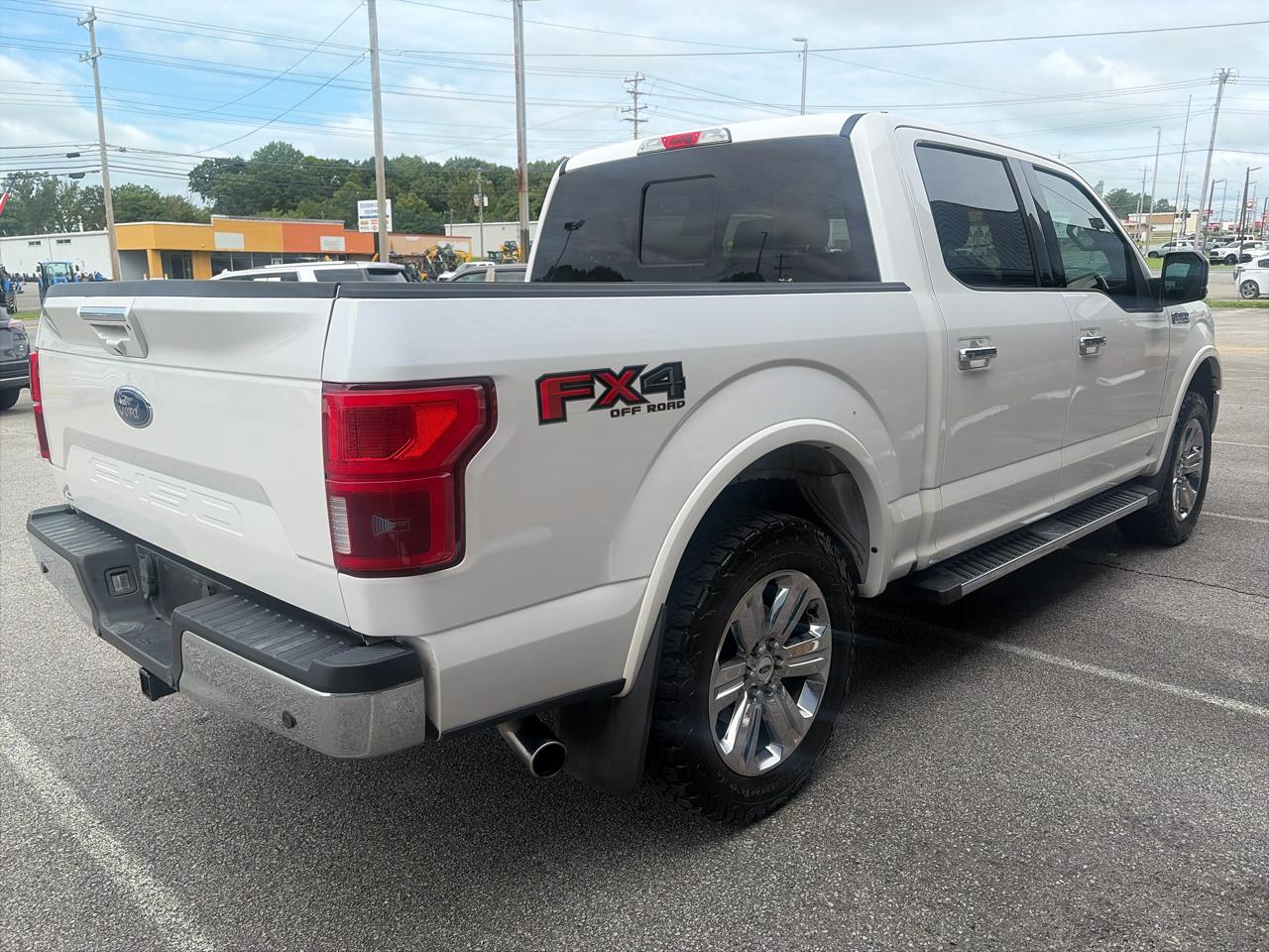 Ford F-150 4WD SuperCrew 139" Lariat 2018