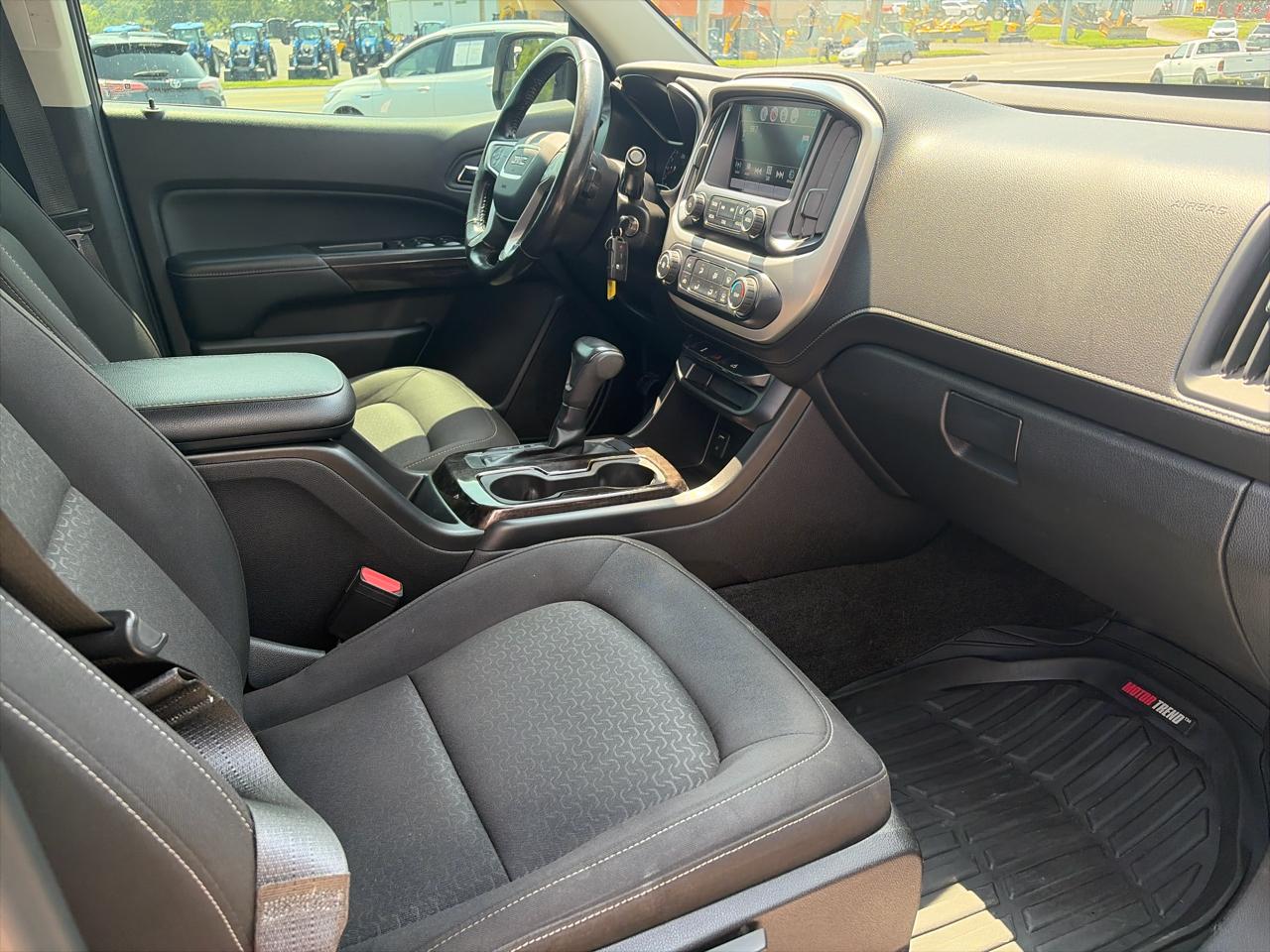 GMC Canyon SLE Crew Cab 2WD 2017
