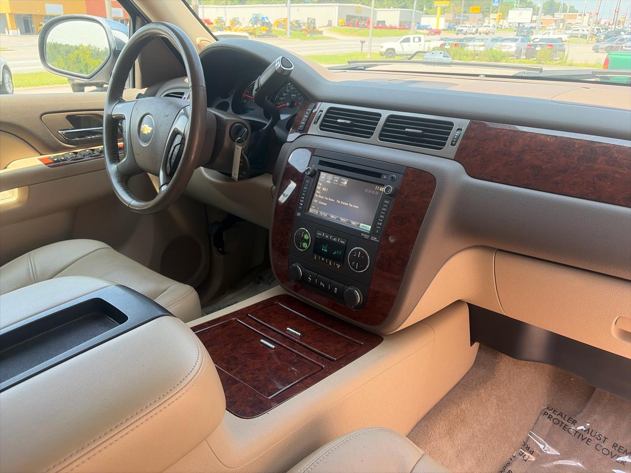 Chevrolet Tahoe LTZ 2WD 2013