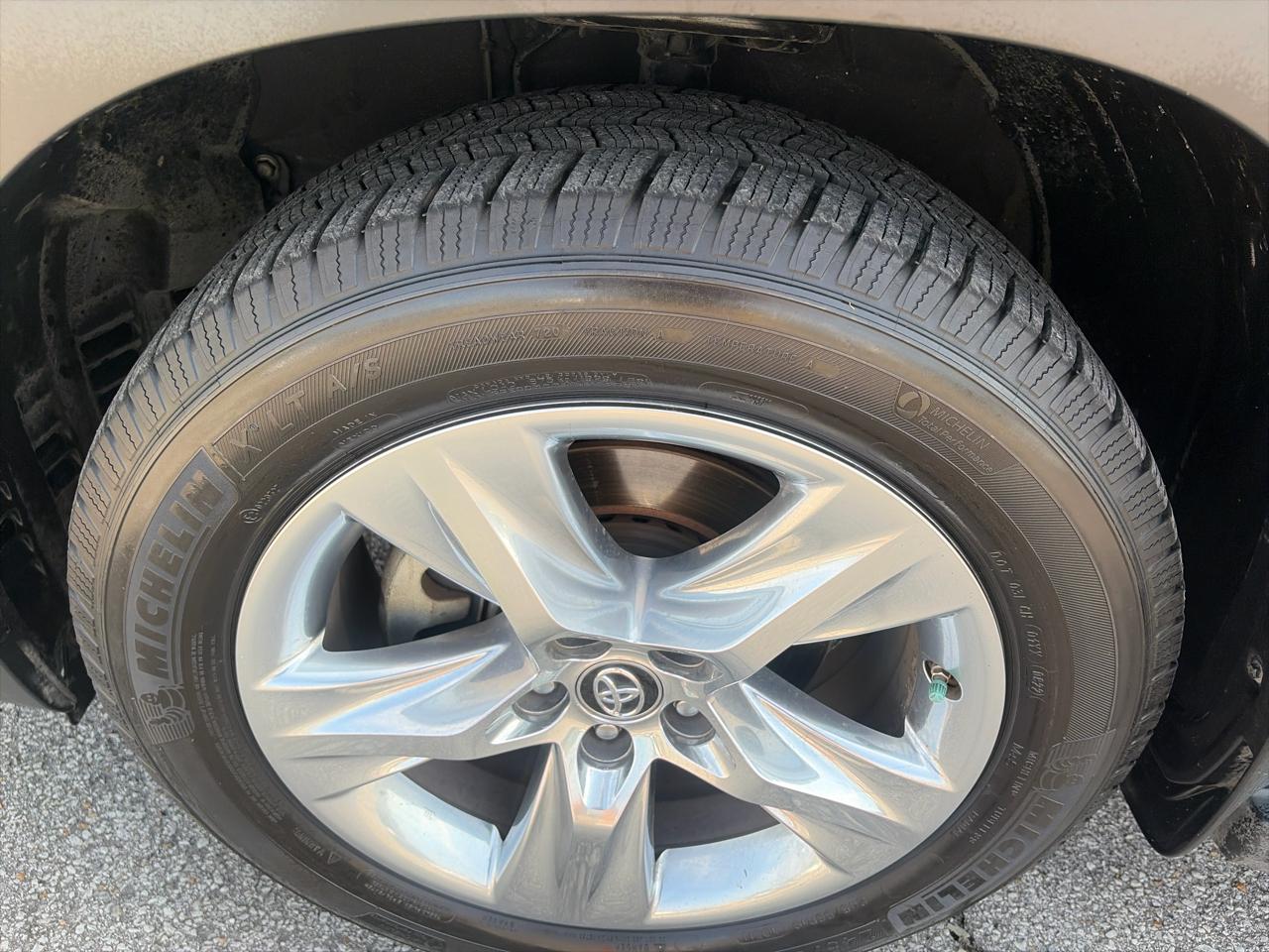 Toyota Highlander Limited FWD V6 2016
