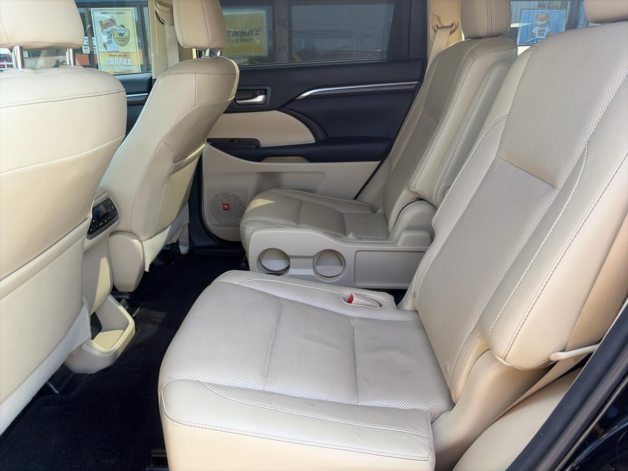 Toyota Highlander Limited FWD V6 2016