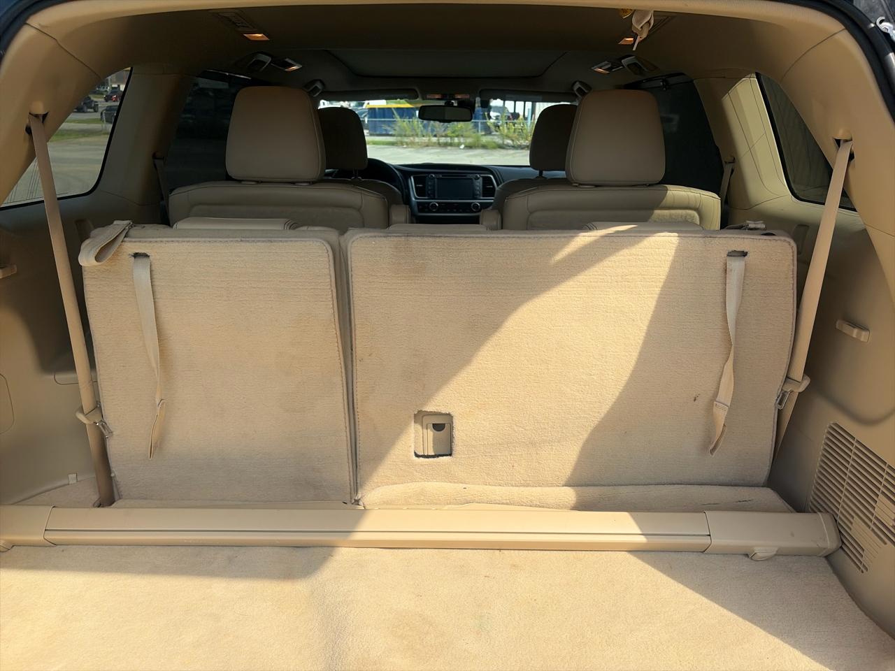Toyota Highlander Limited FWD V6 2016