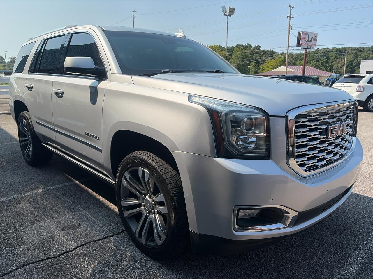 GMC Yukon Denali 4WD 2018