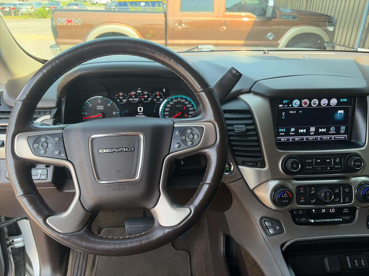 GMC Yukon Denali 4WD 2018