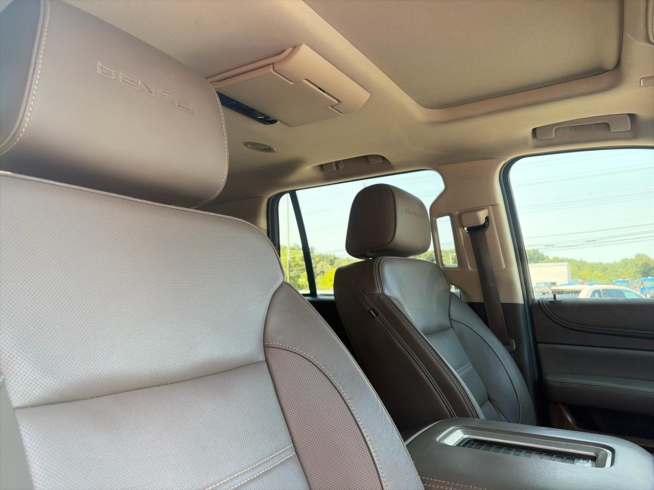 GMC Yukon Denali 4WD 2018