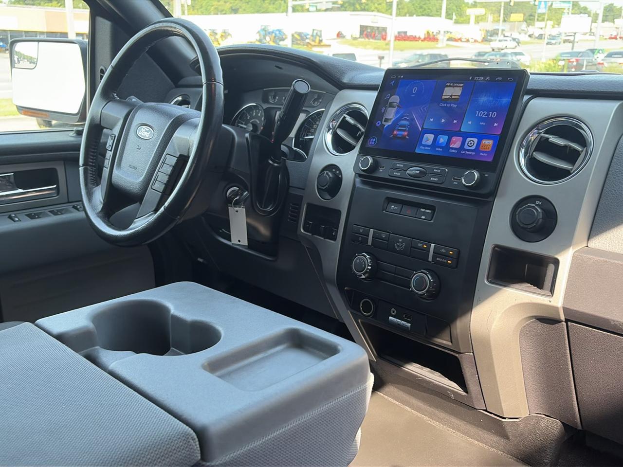 Ford F-150 XLT SuperCrew Short Bed 4WD 2011