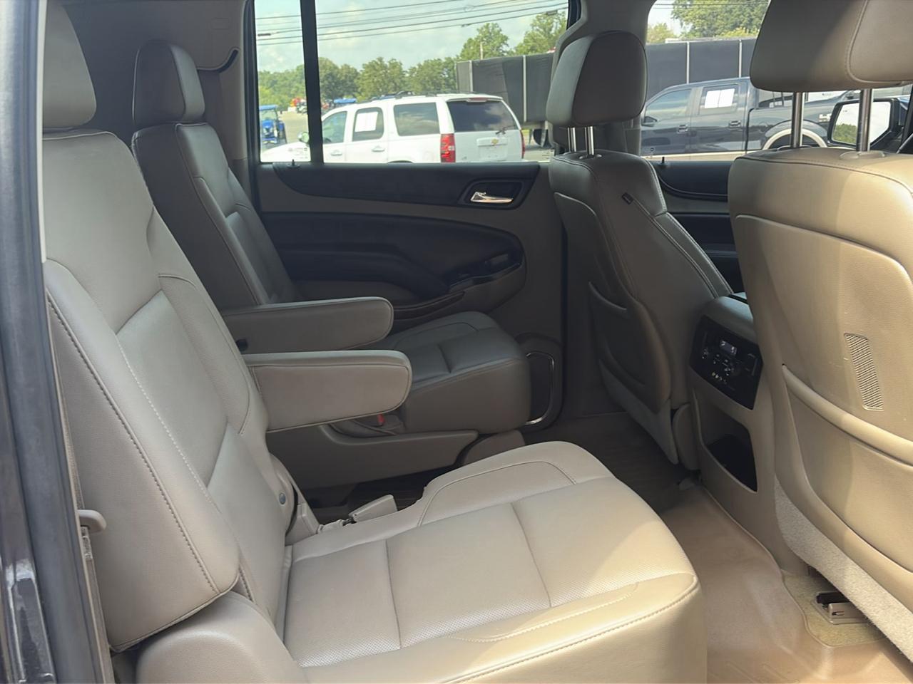 Chevrolet Suburban LTZ 4WD 2016