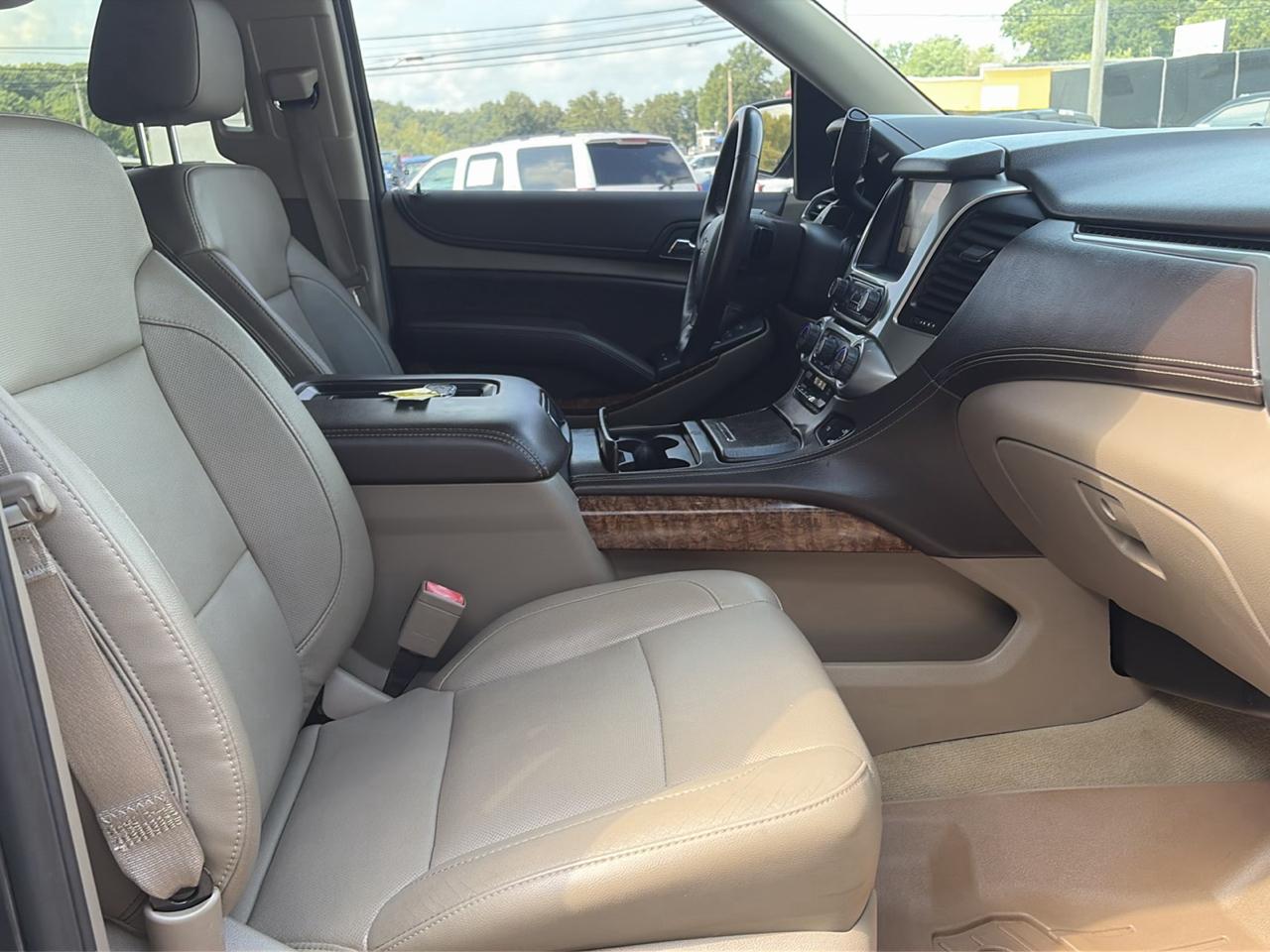 Chevrolet Suburban LTZ 4WD 2016