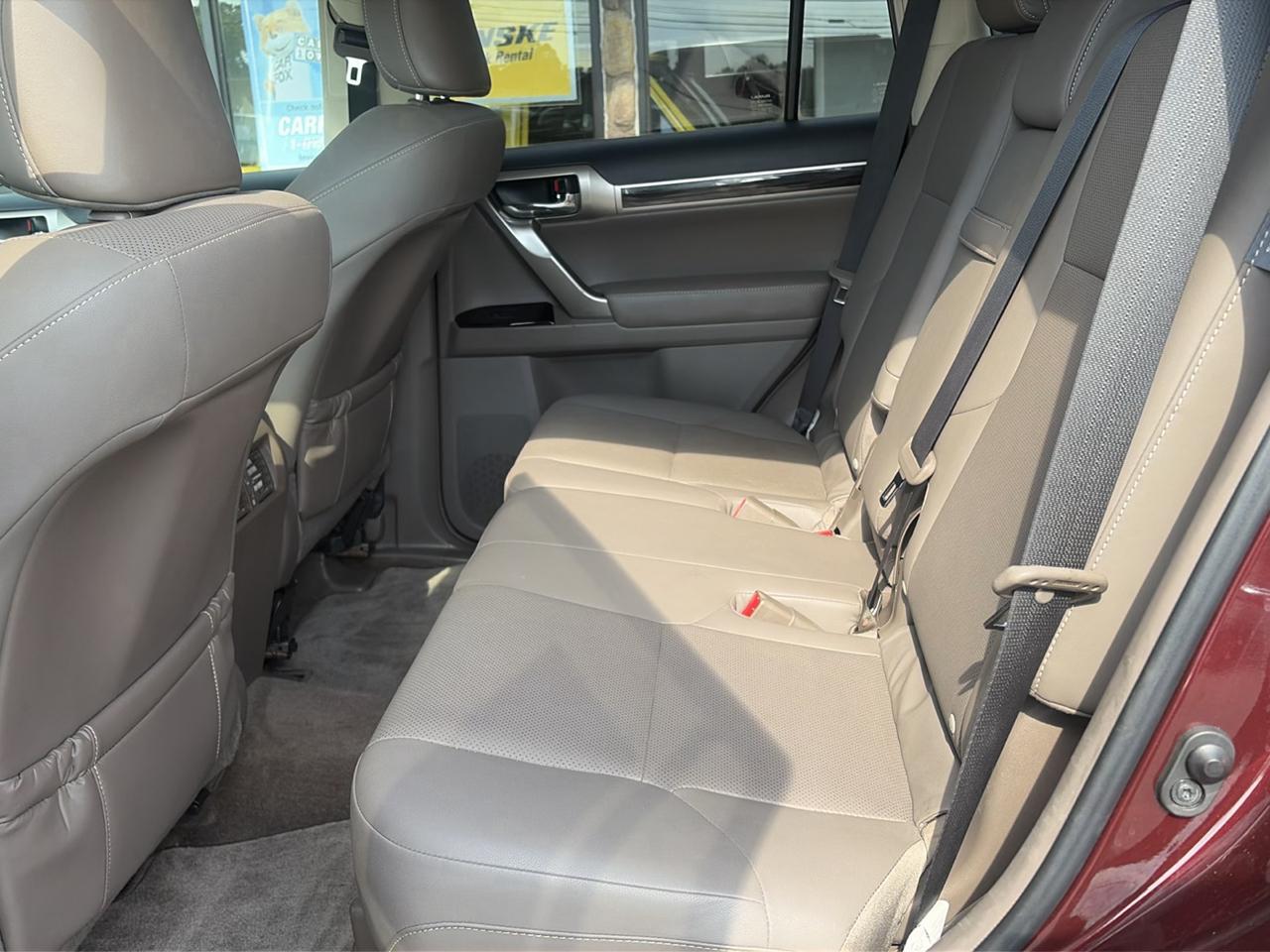 Lexus GX 460 Luxury 4D SUV 4WD 2016