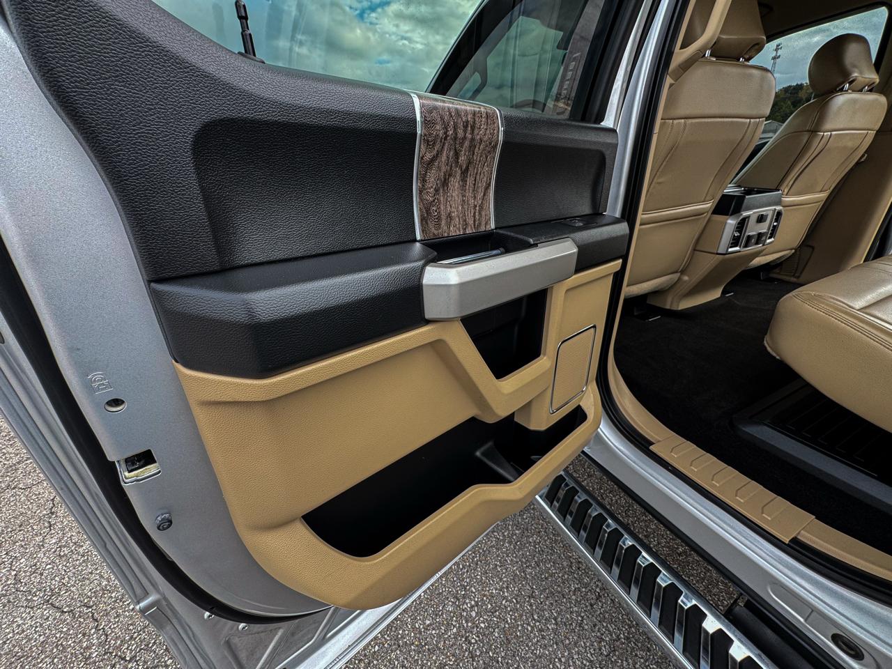 Ford F-250 SD King Ranch Crew Cab 4WD 2018
