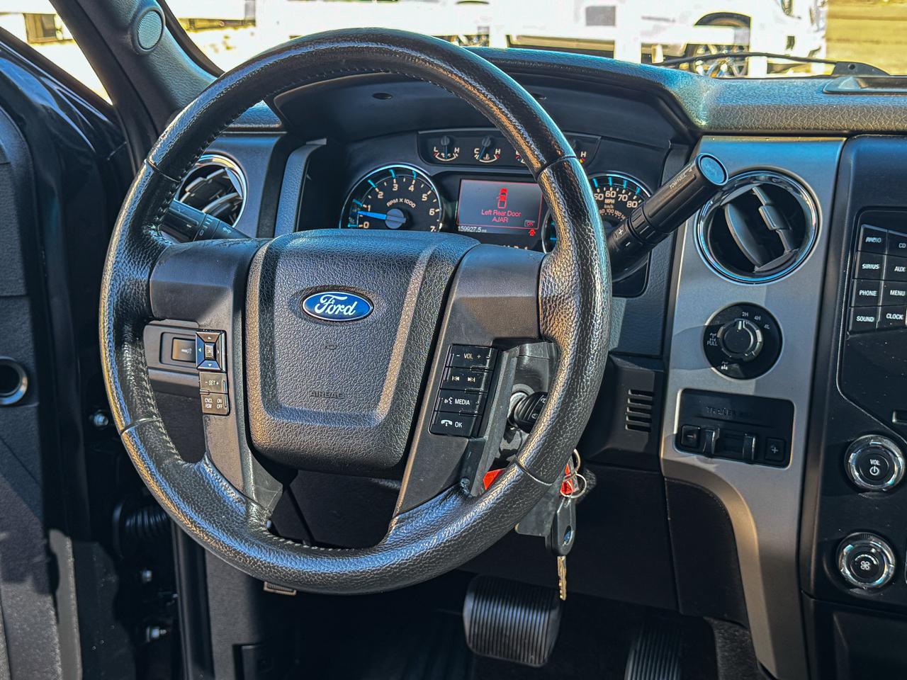 Ford F-150 4WD Reg Cab 145" XLT 2014