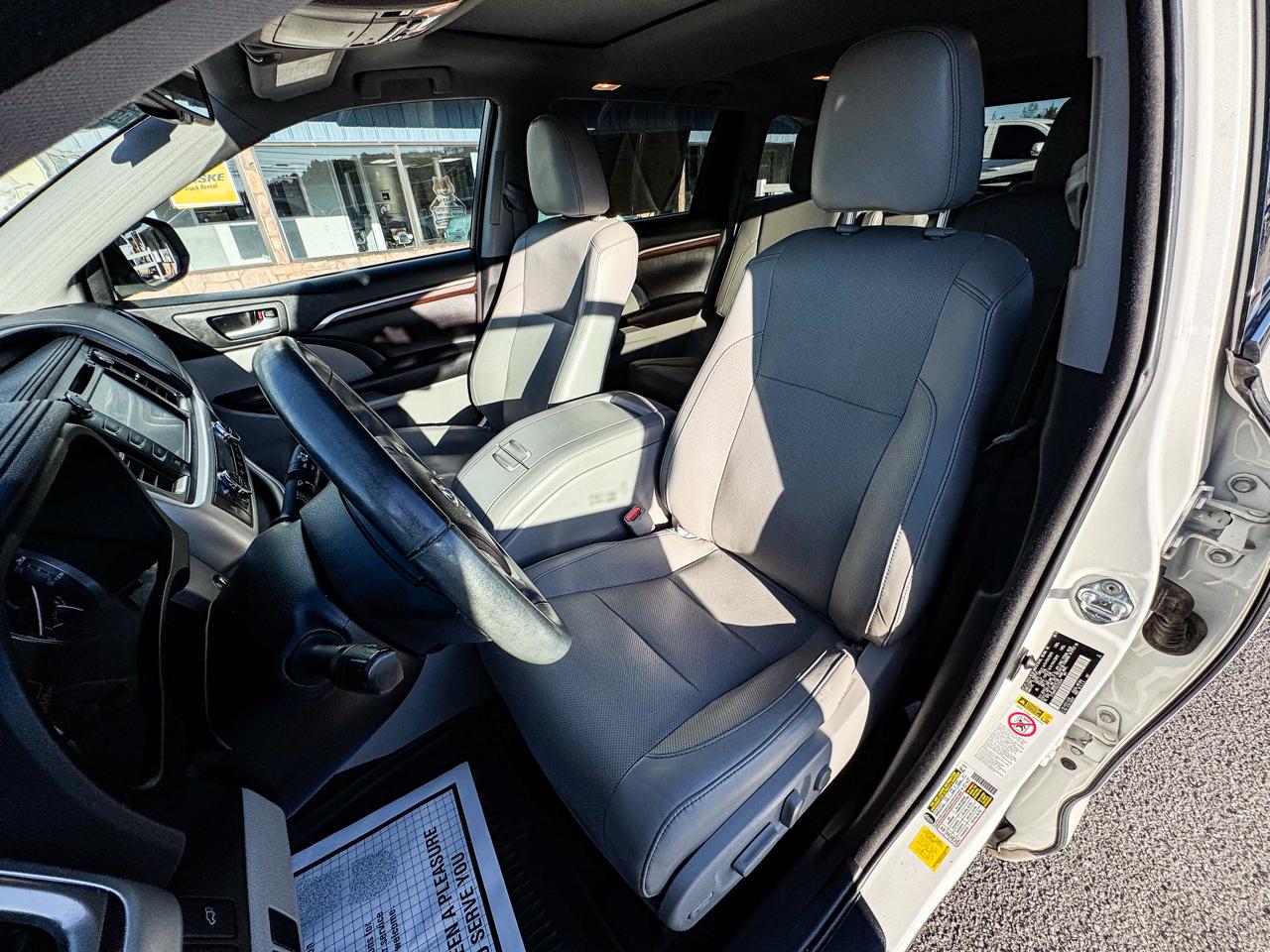Toyota Highlander Limited AWD V6 2016