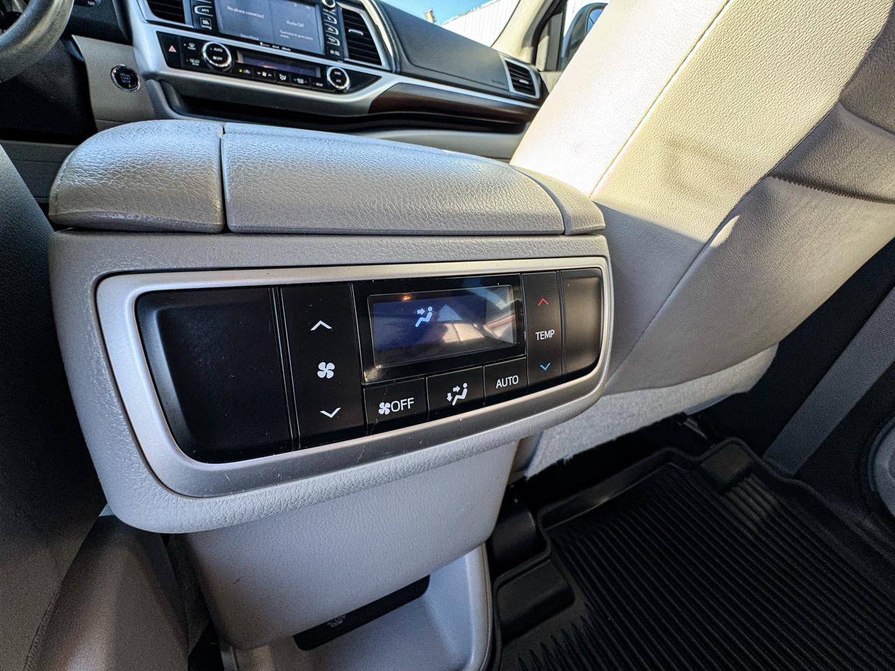 Toyota Highlander Limited AWD V6 2016