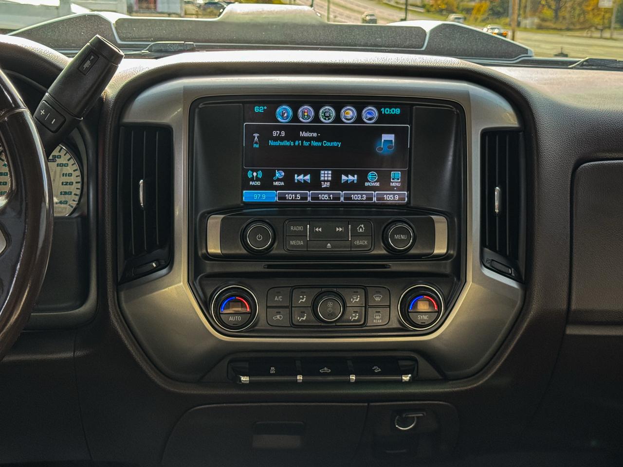 Chevrolet Silverado 1500 LT Crew Cab 4WD 2017