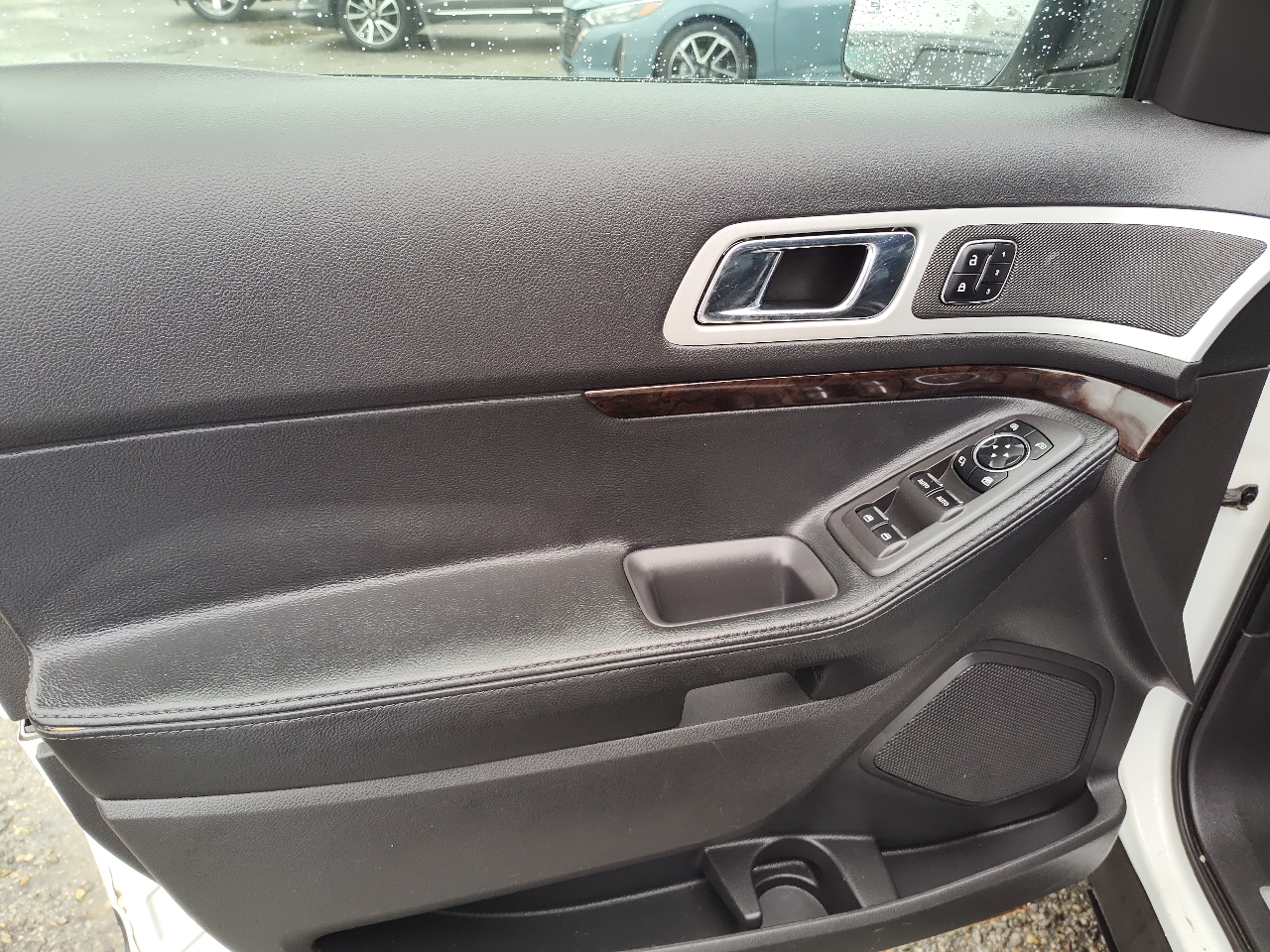 Ford Explorer Limited FWD 2014