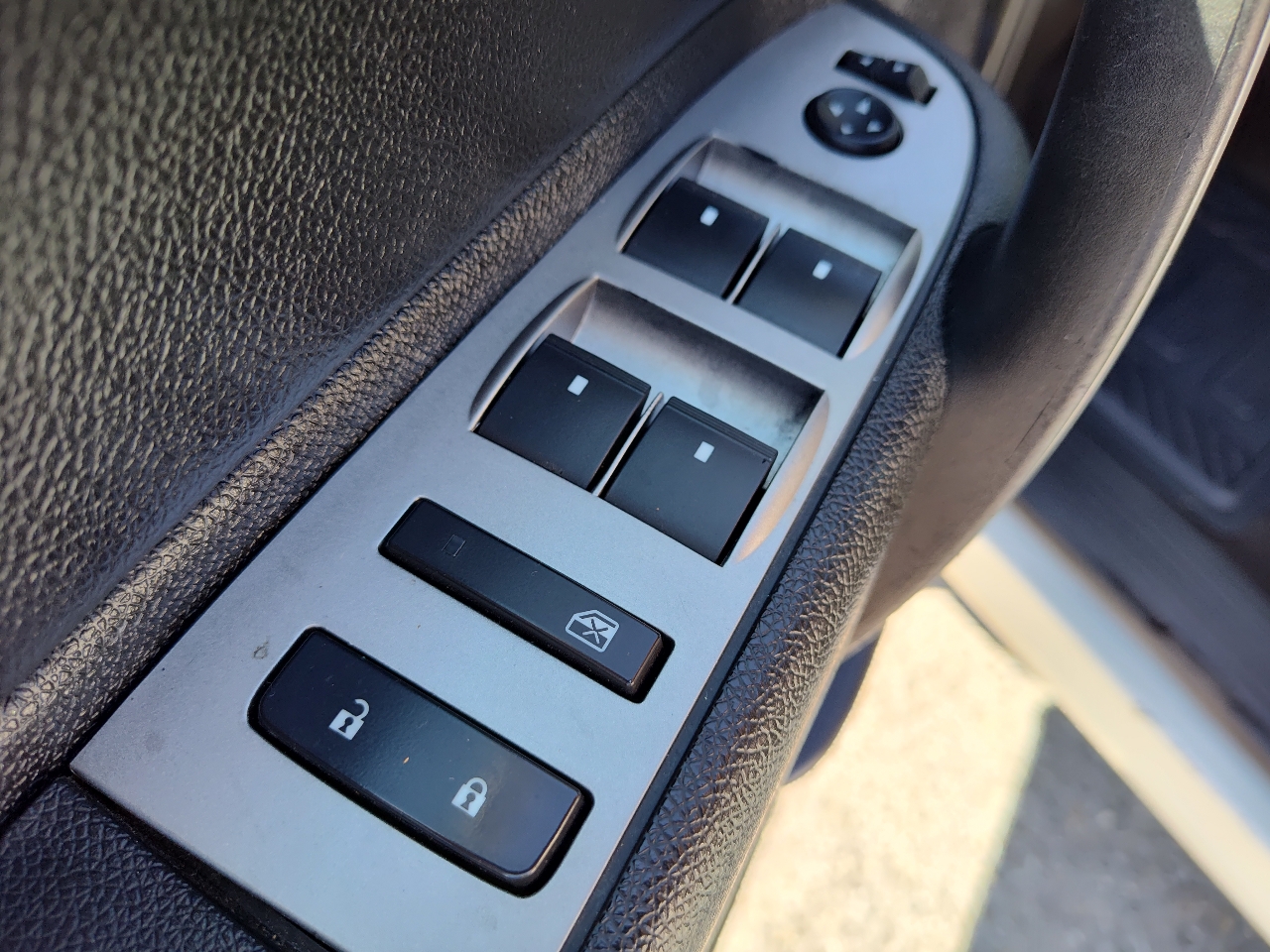 Chevrolet Silverado 1500 LT Crew Cab 4WD 2012 Chevrolet Silverado 1500 LT Crew Cab 4WD 2012