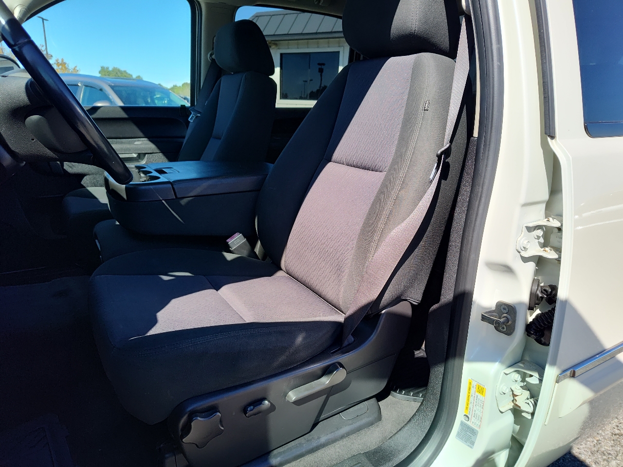 Chevrolet Silverado 1500 LT Crew Cab 4WD 2012 Chevrolet Silverado 1500 LT Crew Cab 4WD 2012