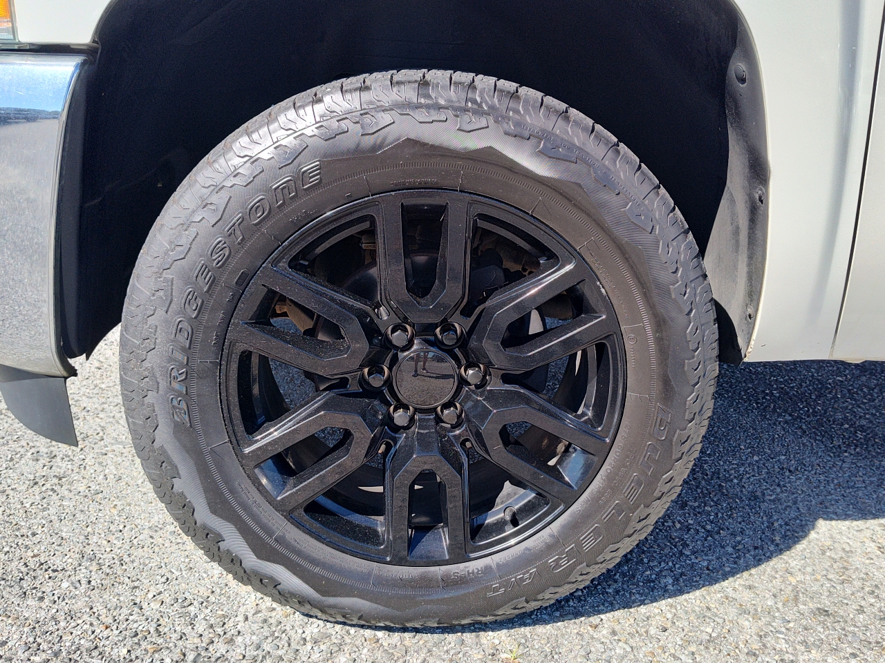 Chevrolet Silverado 1500 LT Crew Cab 4WD 2012 Chevrolet Silverado 1500 LT Crew Cab 4WD 2012