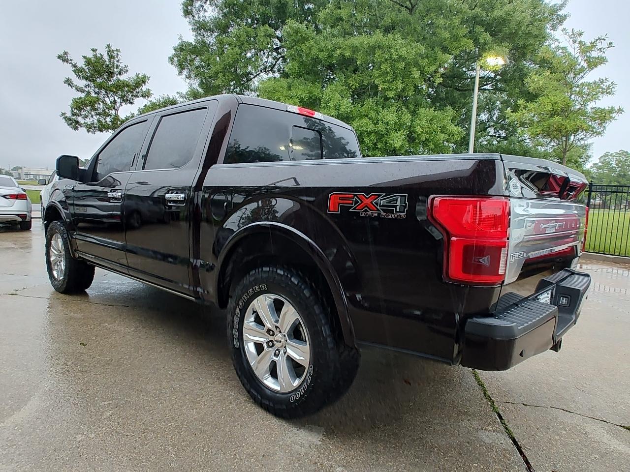Ford F-150 Platinum SuperCrew 5.5-ft. Bed 4WD 2018