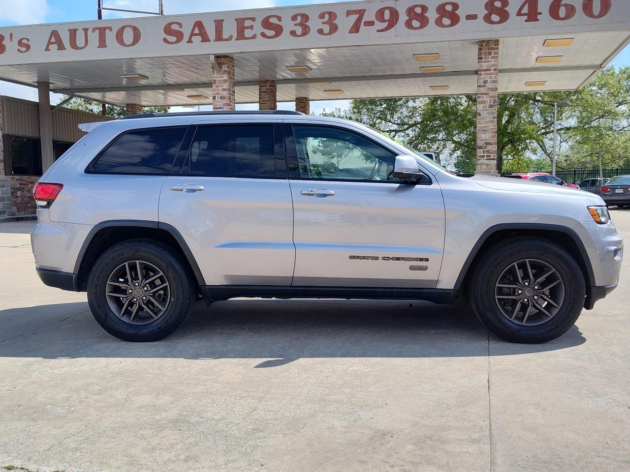 Jeep Grand Cherokee Laredo 2WD 2016