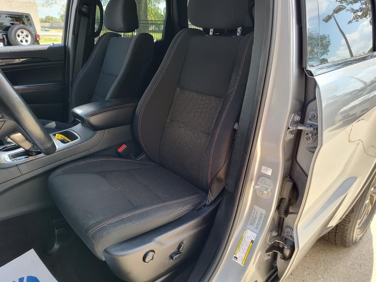 Jeep Grand Cherokee Laredo 2WD 2016