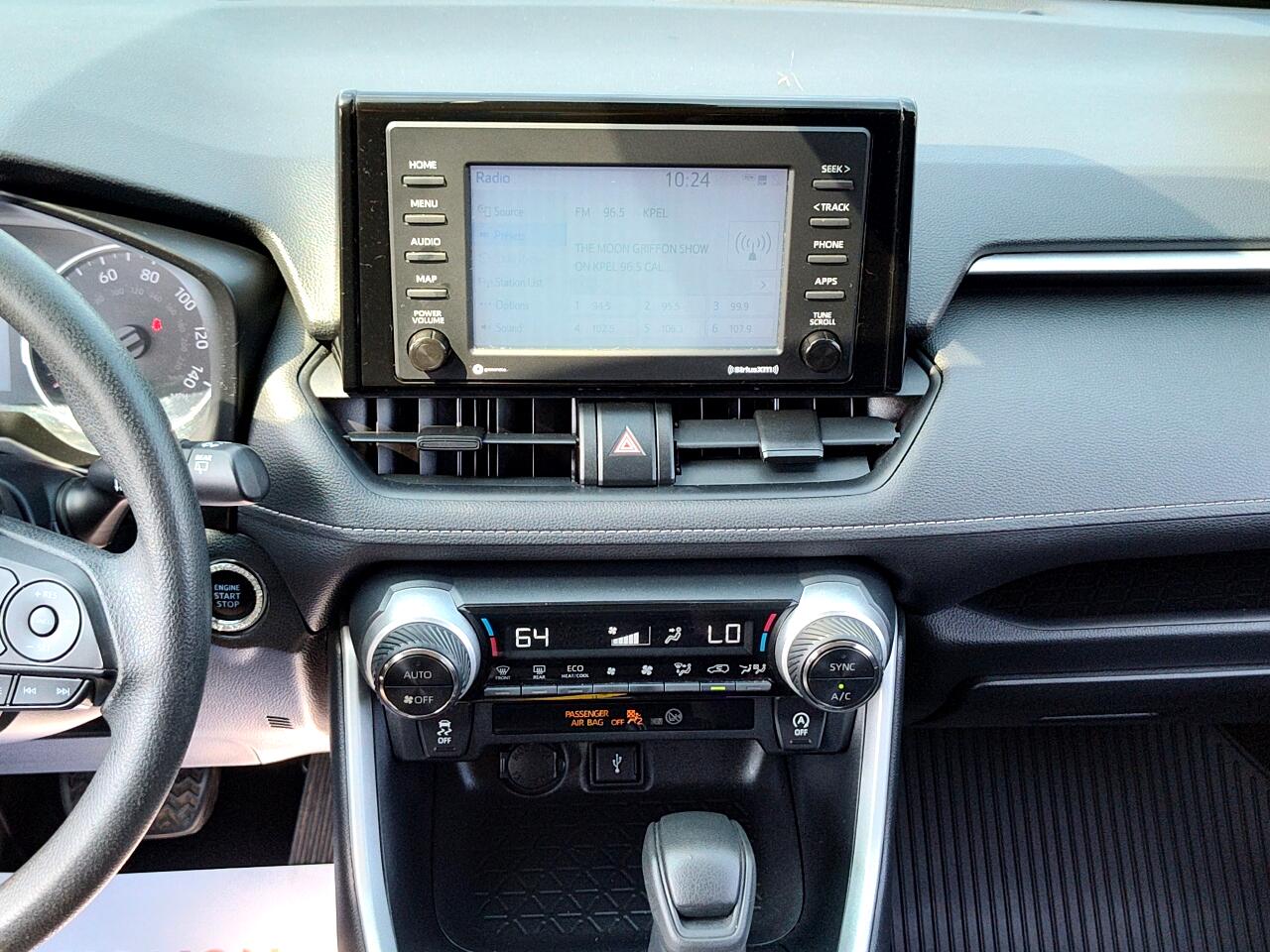 Toyota RAV4 XLE 2020 Toyota RAV4 XLE 2020