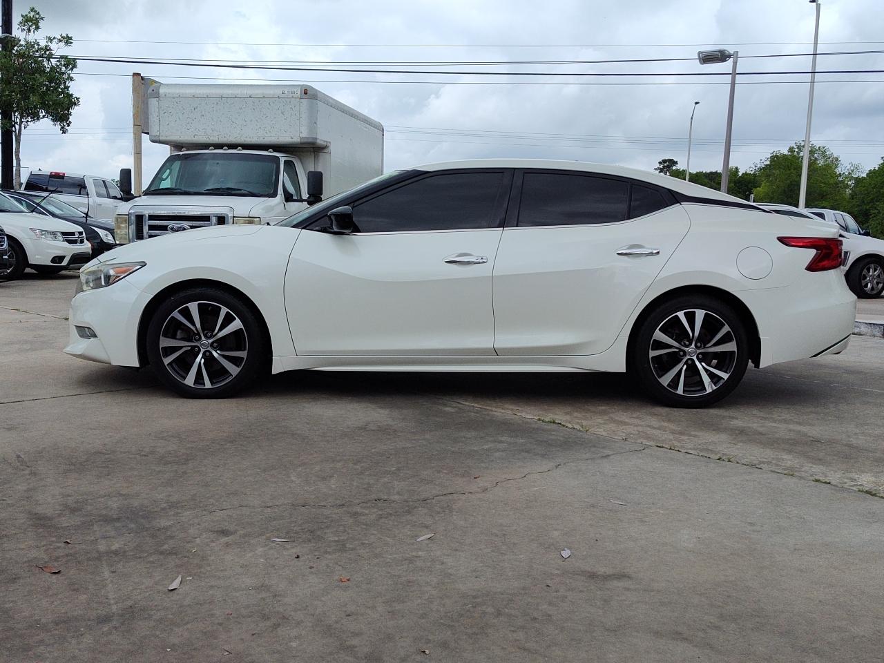Nissan Maxima 3.5 S 2017