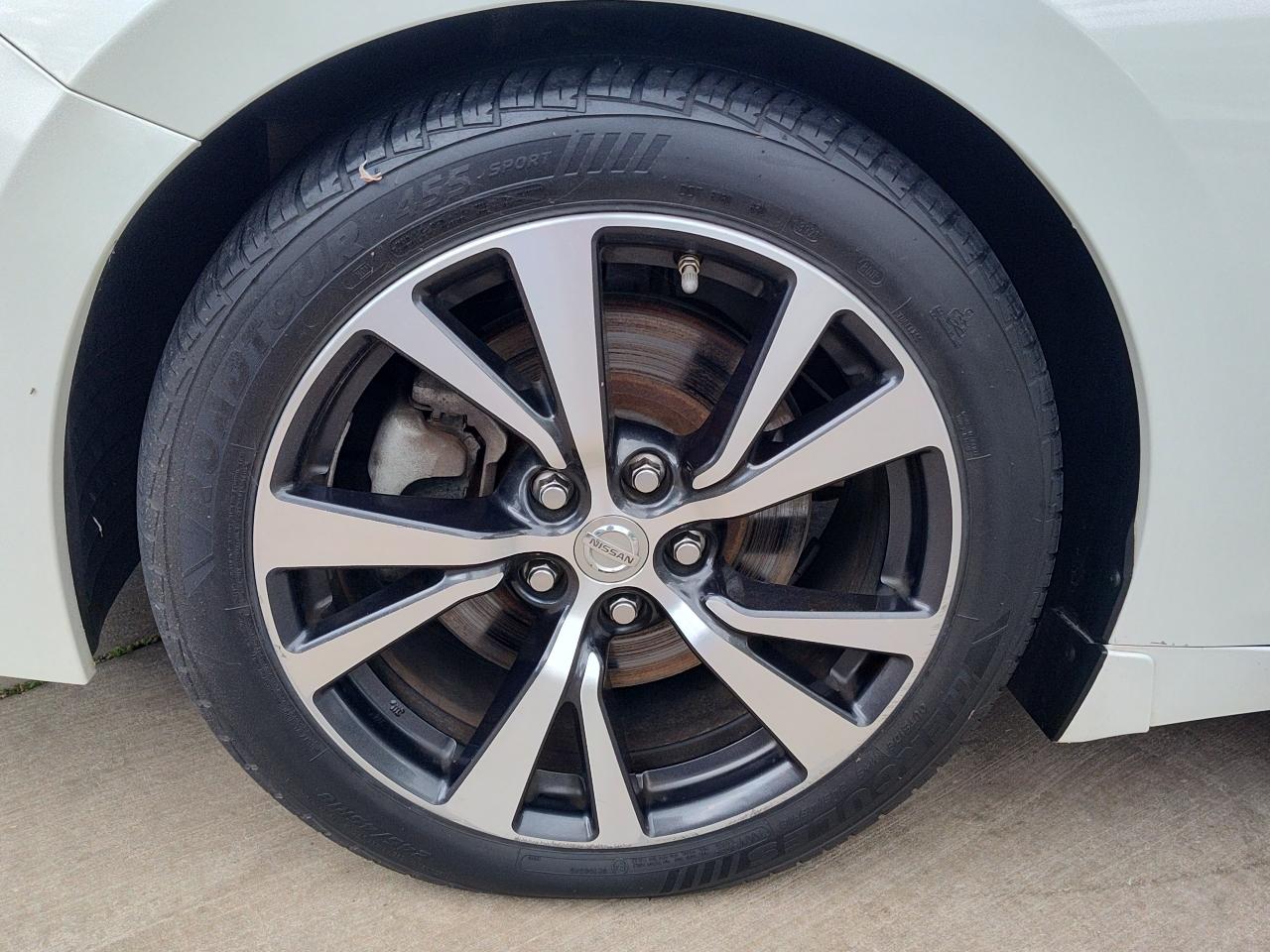 Nissan Maxima 3.5 S 2017