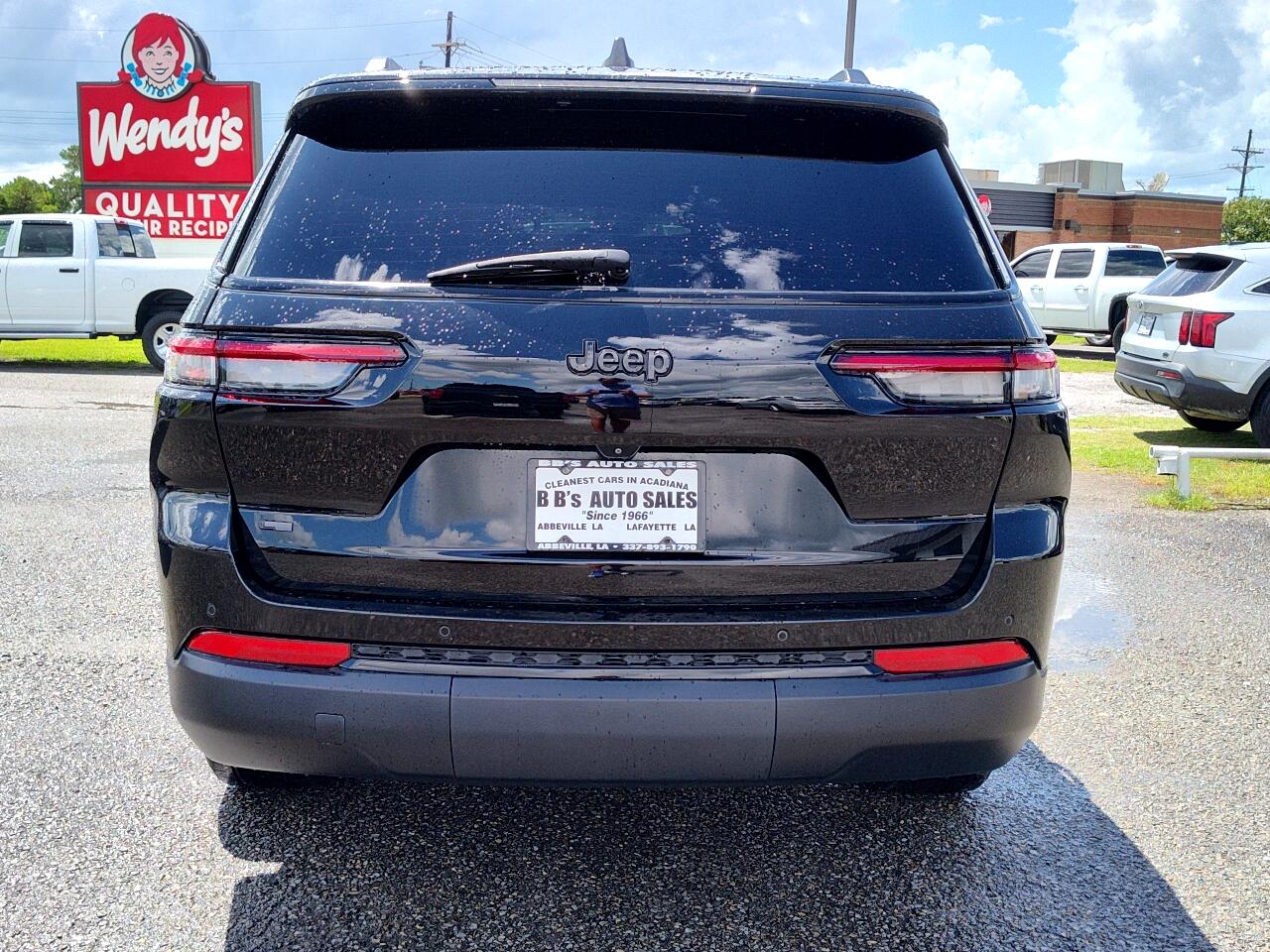 2021 Jeep Grand Cherokee Laredo photo 5